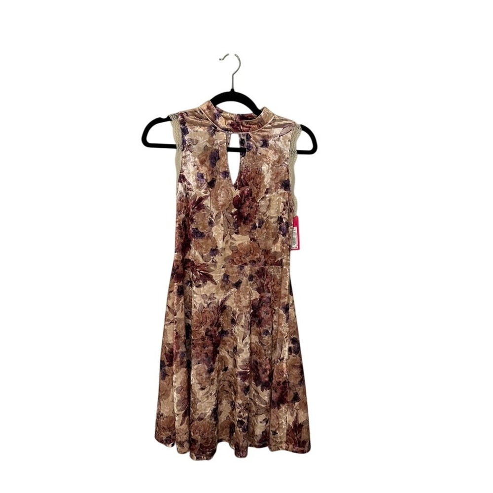 Xhilaration Women's Med Velvet Floral Mock Neck Sleeveless Fit Flare‎ Dress NWT